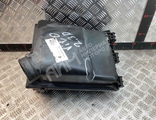 Корпус воздушного фильтра Mercedes Vito I (W638) 1996-2003  Mercedes Vito Vito I (W638) 1996-2003