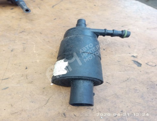 Насос (моторчик) омывателя фар Volkswagen Passat B5+ (3B) 2000-2005 рестайлинг  Volkswagen Passat Passat B5+ (3B) 2000-2005 рестайлинг