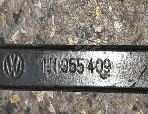 Щеткодержатель (поводок стеклоочистителя, дворник) Volkswagen Golf IV (1J) 1997-2004  Volkswagen Golf Golf IV (1J) 1997-2004