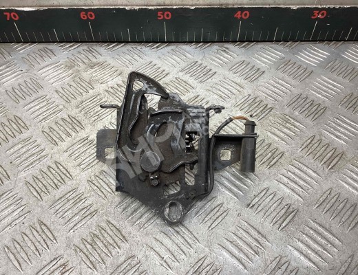Замок капота Volkswagen Passat B5+ (3B) 2000-2005 рестайлинг  Volkswagen Passat Passat B5+ (3B) 2000-2005 рестайлинг