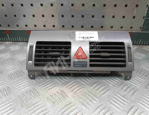 Кнопка аварийной сигнализации Volkswagen Touran I (1T) 2003-2006  Volkswagen Touran Touran I (1T) 2003-2006