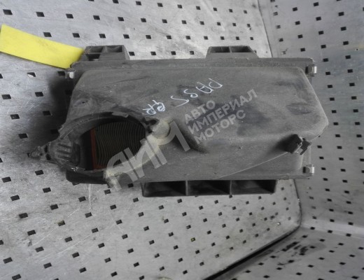 Корпус воздушного фильтра Volkswagen Passat B5+ (3B) 2000-2005 рестайлинг  Volkswagen Passat Passat B5+ (3B) 2000-2005 рестайлинг