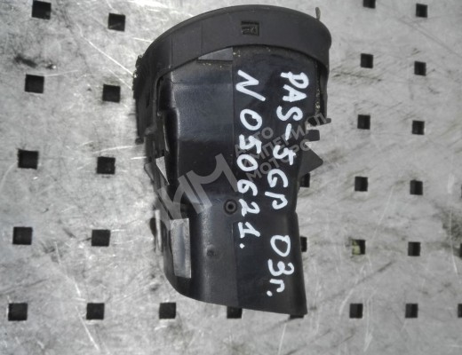 Воздуховод Volkswagen Passat B5+ (3B) 2000-2005 рестайлинг  Volkswagen Passat Passat B5+ (3B) 2000-2005 рестайлинг