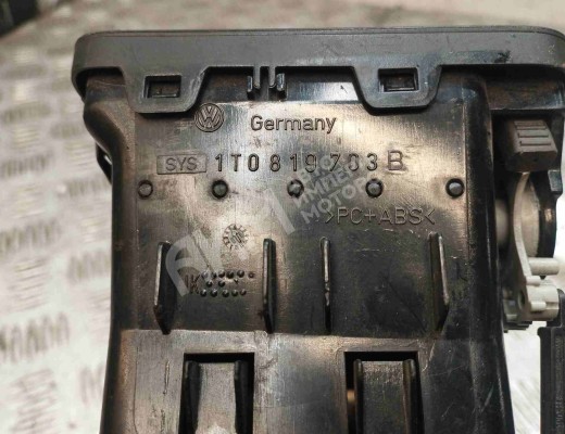 Воздуховод Volkswagen Touran I (1T) 2003-2006  Volkswagen Touran Touran I (1T) 2003-2006