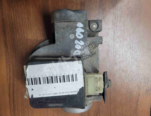 Расходомер воздуха Audi A6 C4 (4A) 1994-1997  Audi A6 A6 C4 (4A) 1994-1997