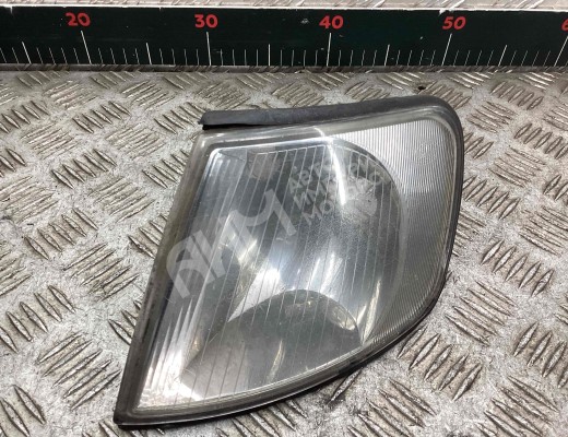 Поворотник левый  Audi A3 I (8L) 1996-2000