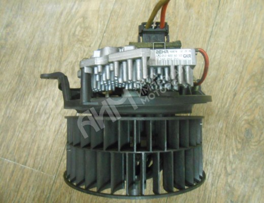 Моторчик печки Mercedes E (W210) 1995-1999  Mercedes E E (W210) 1995-1999