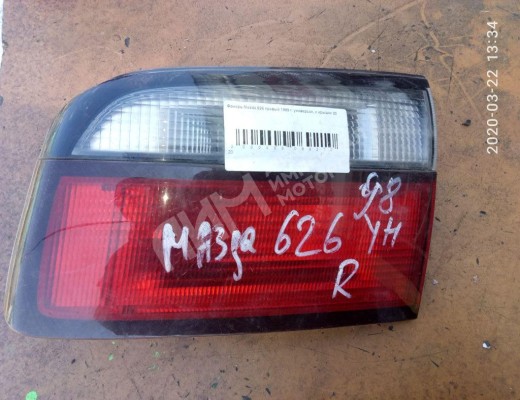 Фонарь крышки багажника правый Mazda 626 V (GF/GW) 1997-2002  Mazda 626 626 V (GF/GW) 1997-2002