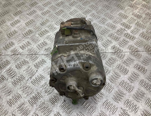 Компрессор кондиционера Audi A6 C4 (4A) 1994-1997  Audi A6 A6 C4 (4A) 1994-1997