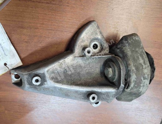 Кронштейн КПП Audi A6 C5 (4B) 1997-2001  Audi A6 A6 C5 (4B) 1997-2001