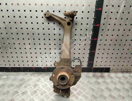 Кулак поворотный правый Audi A4 B5 (8D) 1994-1999  Audi A4 A4 B5 (8D) 1994-1999