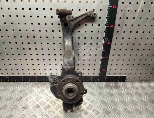 Кулак поворотный левый Audi A6 C5 (4B) 1997-2001  Audi A6 A6 C5 (4B) 1997-2001