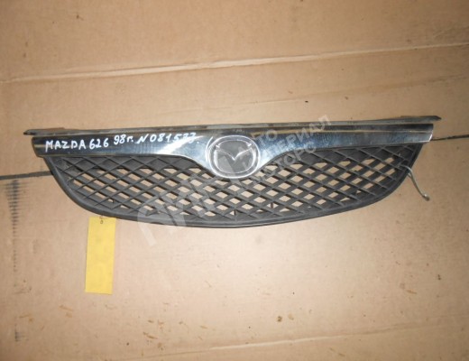Решетка радиатора Mazda 626 V (GF/GW) 1997-2002  Mazda 626 626 V (GF/GW) 1997-2002
