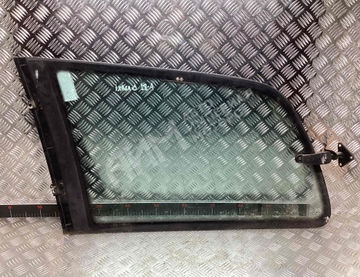 Стекло кузовное боковое правое Volkswagen Sharan I (7M) 1995-2000  Volkswagen Sharan Sharan I (7M) 1995-2000