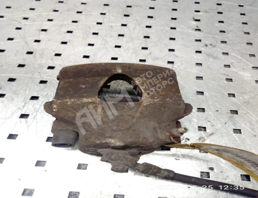 Суппорт передний правый Audi A3 I (8L) 1996-2000  Audi A3 A3 I (8L) 1996-2000
