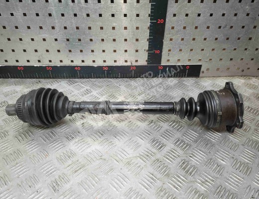 Полуось передняя левая (приводной вал, ШРУС) Audi 100 C4 (4A) 1990-1995  Audi 100 100 C4 (4A) 1990-1995