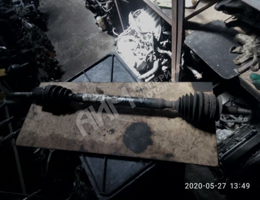 Полуось передняя правая (приводной вал, ШРУС) Chrysler Voyager III (GS) 1995-2001  Chrysler Voyager Voyager III (GS) 1995-2001