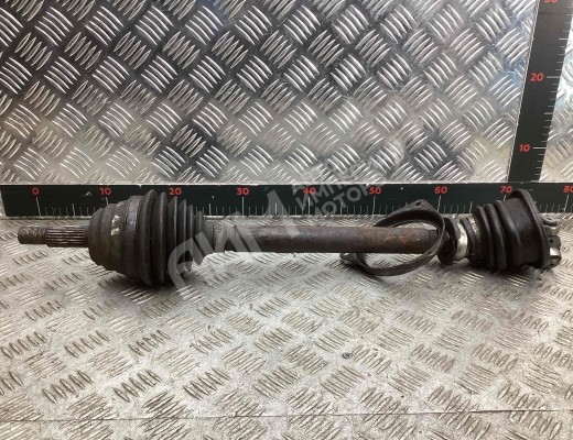 Полуось передняя левая (приводной вал, ШРУС) Renault Laguna I (X56) 1993-2001  Renault Laguna Laguna I (X56) 1993-2001