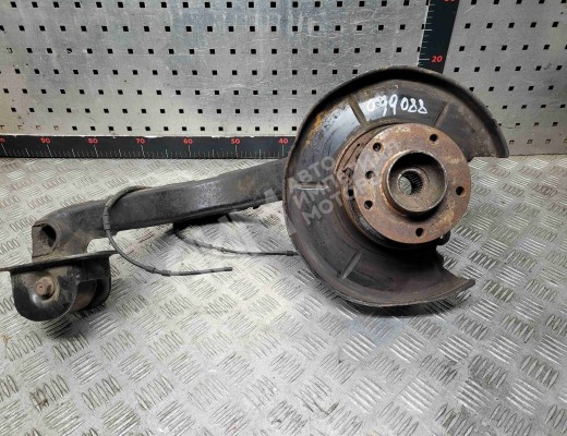 Ступица задняя правая BMW 3-Series (E46) 1998-2001  BMW 3-Series 3-Series (E46) 1998-2001