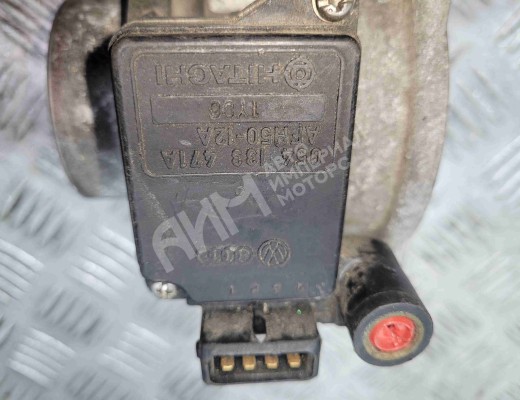 Расходомер воздуха Audi 100 C4 (4A) 1990-1995  Audi 100 100 C4 (4A) 1990-1995