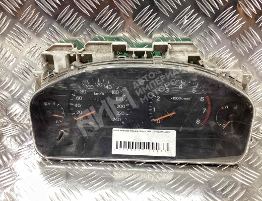 Щиток приборов (приборная панель) Mitsubishi Galant VIII 1996-2003  Mitsubishi Galant Galant VIII 1996-2003