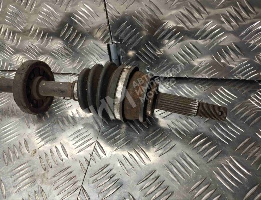 Полуось передняя правая (приводной вал, ШРУС) Mazda 323 V (BA) 1994-1998  Mazda 323 323 V (BA) 1994-1998