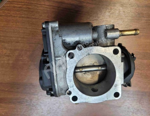 Заслонка дроссельная Audi A3 I (8L) 1996-2000  Audi A3 A3 I (8L) 1996-2000