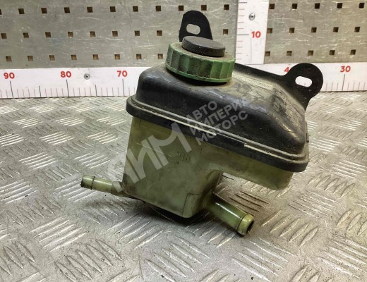 Бачок гидроусилителя Audi 80 B3 (89) 1986-1991  Audi 80 80 B3 (89) 1986-1991