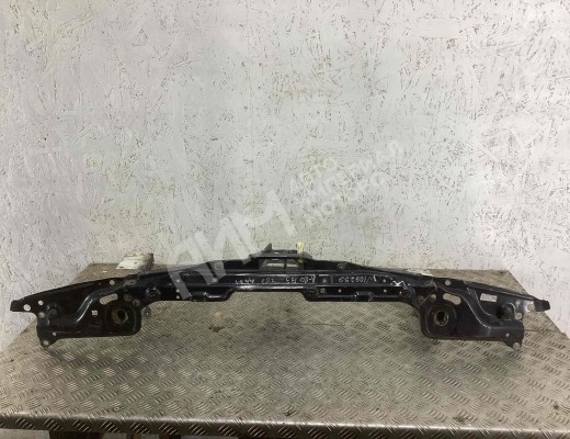 Передняя панель крепления облицовки (телевизор) Audi 90 B3 (89) 1986-1991  Audi 90 90 B3 (89) 1986-1991
