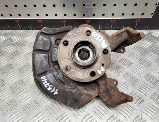 Ступица передняя правая Volkswagen Golf IV (1J) 1997-2004  Volkswagen Golf Golf IV (1J) 1997-2004