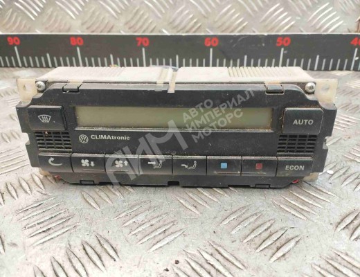 Блок управления печки/климат-контроля Volkswagen Passat B5 (3B) 1996-2000  Volkswagen Passat Passat B5 (3B) 1996-2000