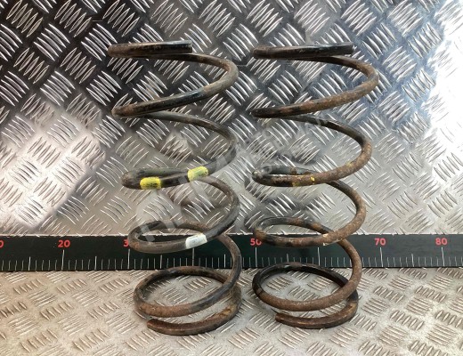 Пружина передняя Mazda 323 V (BA) 1994-1998  Mazda 323 323 V (BA) 1994-1998