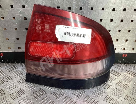 Фонарь задний правый Mazda 626 IV (GE/GV) 1992-1997  Mazda 626 626 IV (GE/GV) 1992-1997