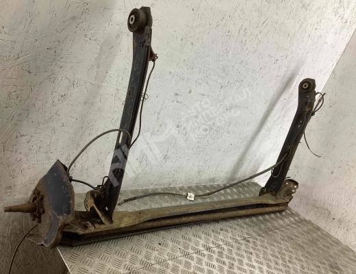 Балка подвески задняя Audi A6 C4 (4A) 1994-1997  Audi A6 A6 C4 (4A) 1994-1997