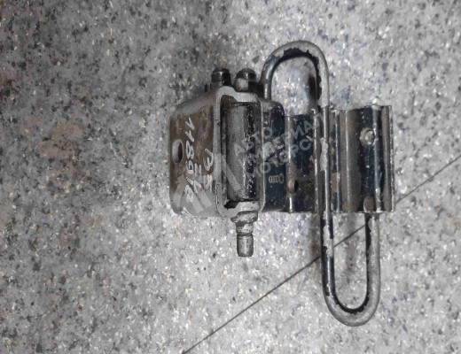 Петля двери задней левой Volkswagen Passat B5 (3B) 1996-2000  Volkswagen Passat Passat B5 (3B) 1996-2000