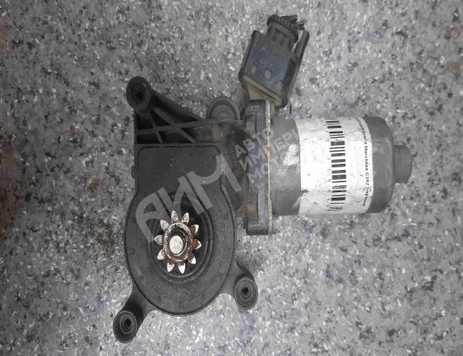 Моторчик стеклоподъемника передний правый Mercedes C (W202) 1997-2000 рестайлинг  Mercedes C C (W202) 1997-2000 рестайлинг