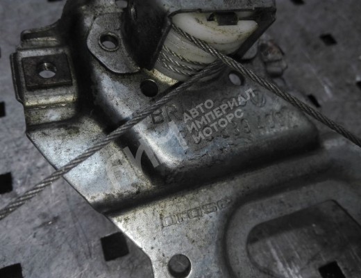 Стеклоподъемник задний правый Audi 80 B3 (89) 1986-1991  Audi 80 80 B3 (89) 1986-1991