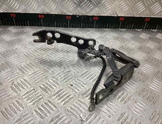 Петля капота правая BMW 5-Series (E39) 2000-2004 рестайлинг  BMW 5-Series 5-Series (E39) 2000-2004 рестайлинг
