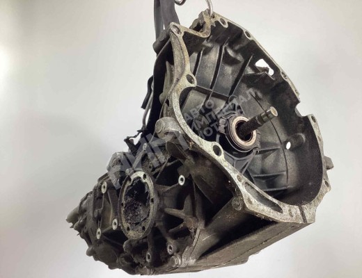 КПП механическая (МКПП) 5-ступенчатая Audi 100 C3 1982-1991  Audi 100 100 C3 1982-1991