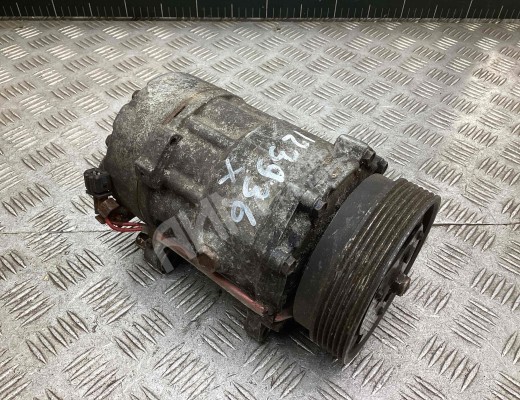 Компрессор кондиционера Volkswagen Golf IV (1J) 1997-2004  Volkswagen Golf Golf IV (1J) 1997-2004