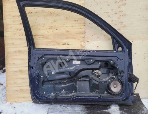 Дверь передняя левая Volkswagen Golf IV (1J) 1997-2004  Volkswagen Golf Golf IV (1J) 1997-2004