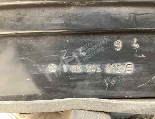 Фонарь задний правый Volkswagen Golf III (1H) 1991-1997  Volkswagen Golf Golf III (1H) 1991-1997