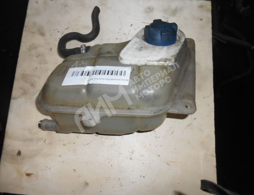 Бачок расширительный Audi A4 B5 (8D) 1994-1999  Audi A4 A4 B5 (8D) 1994-1999