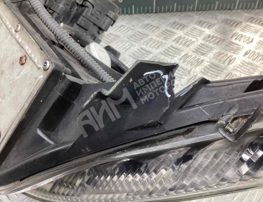 Фара правая Renault Laguna II (X74) 2001-2005  Renault Laguna Laguna II (X74) 2001-2005