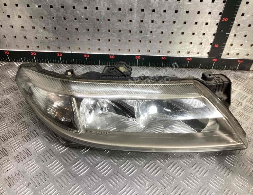 Фара правая Renault Laguna II (X74) 2001-2005  Renault Laguna Laguna II (X74) 2001-2005