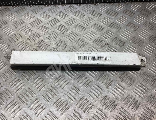 Ус под фару левый Mercedes E (W124) 1985-1996  Mercedes E E (W124) 1985-1996