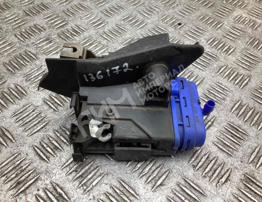 Замок двери задней левой Audi A4 B5 (8D) 1994-1999  Audi A4 A4 B5 (8D) 1994-1999