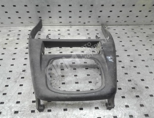 Рамка (накладка) рычага КПП Volkswagen Passat B5 (3B) 1996-2000  Volkswagen Passat Passat B5 (3B) 1996-2000