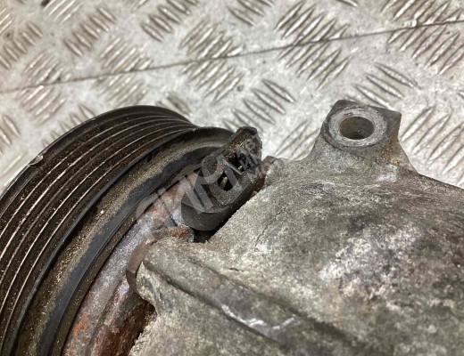 Компрессор кондиционера Renault Megane I 1995-2002  Renault Megane Megane I 1995-2002