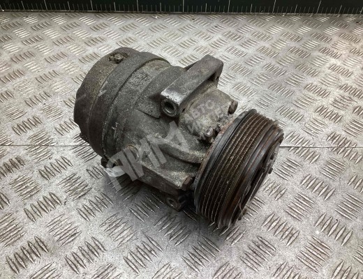 Компрессор кондиционера Renault Megane I 1995-2002  Renault Megane Megane I 1995-2002